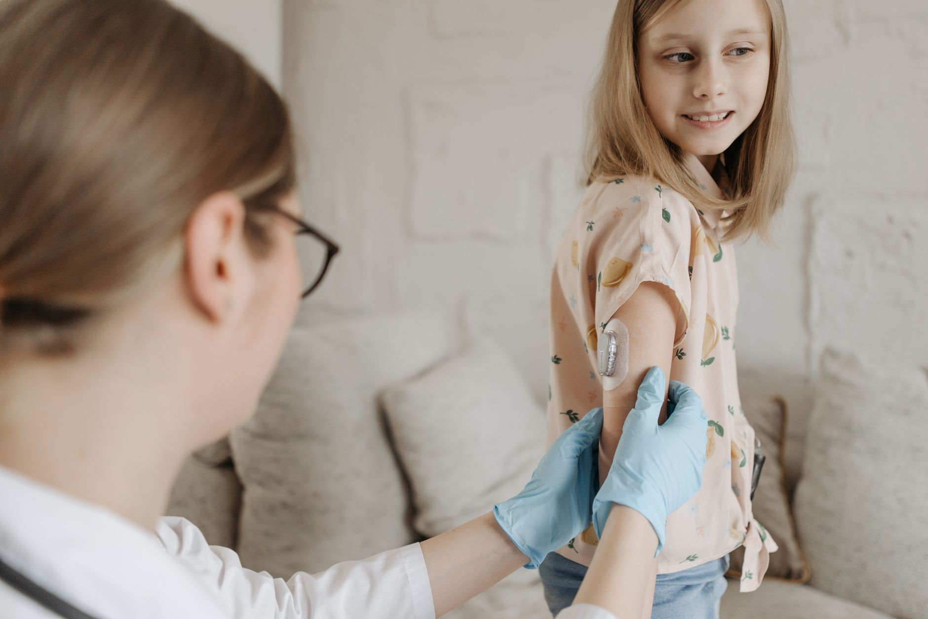 How to Actually Read Your CGM Data (A Functional Practitioner’s Guide)